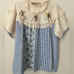 Vintage-Inspired Girls' Blue Patchwork Dress Top with Lace